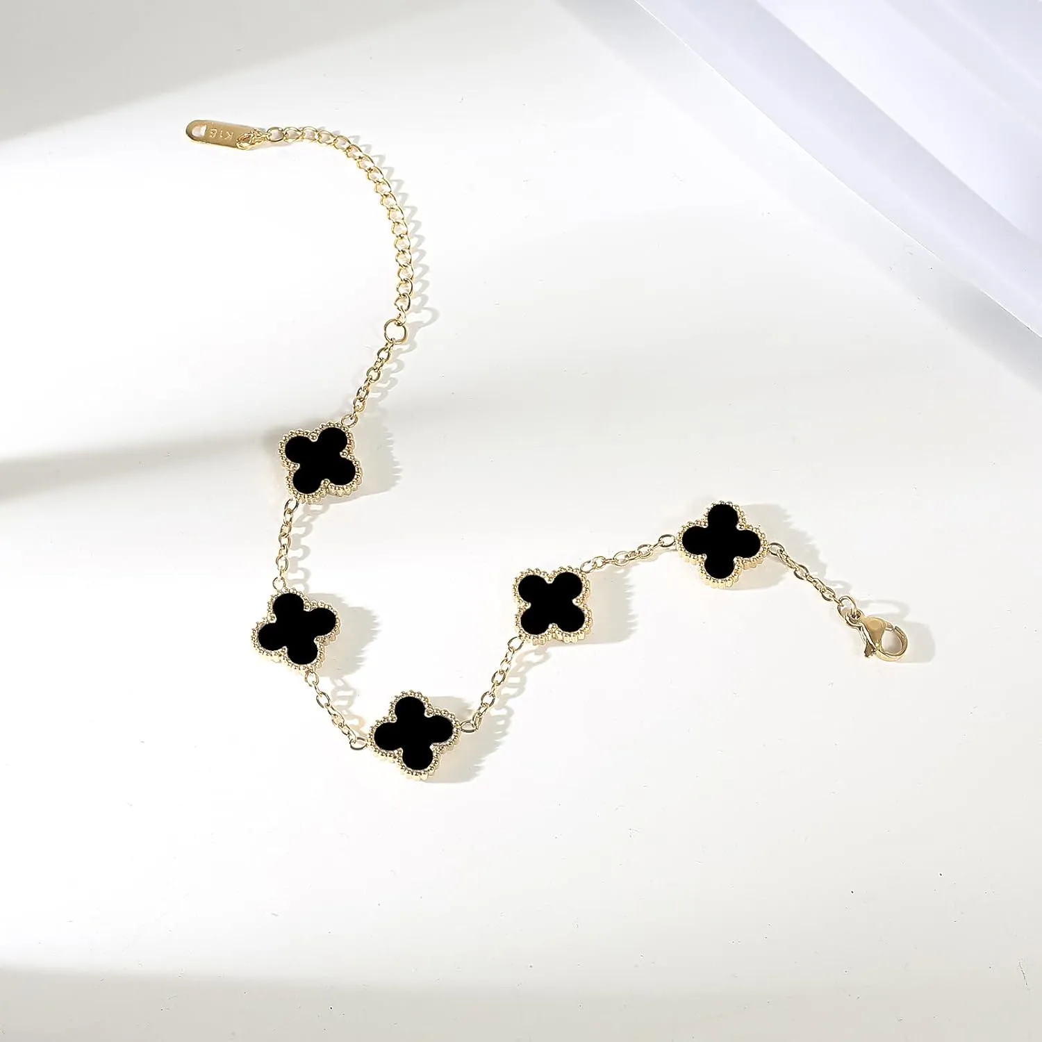 18K Gold Plated Bracelet Gold Clover Bracelet Set for Women Four Leaf Lucky Bracelets Dupes Trendy Jewelry Birthday Gifts for Women